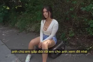 Làm gái hộp đêm để đền tiền cho chồng